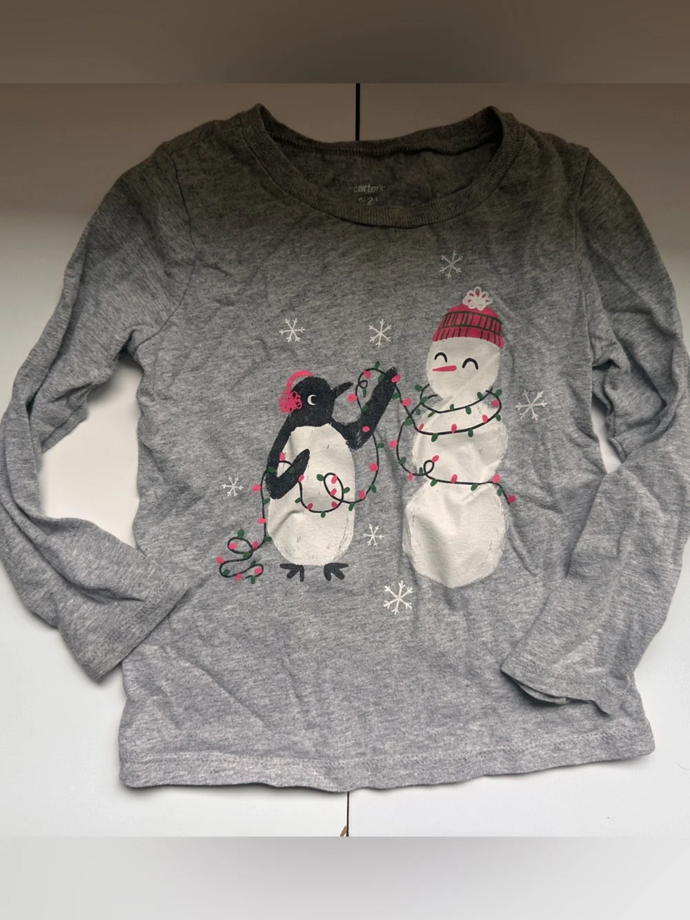 Carter’s Christmas Holiday Winter Penguin Snowman Grey Shirt 2T
